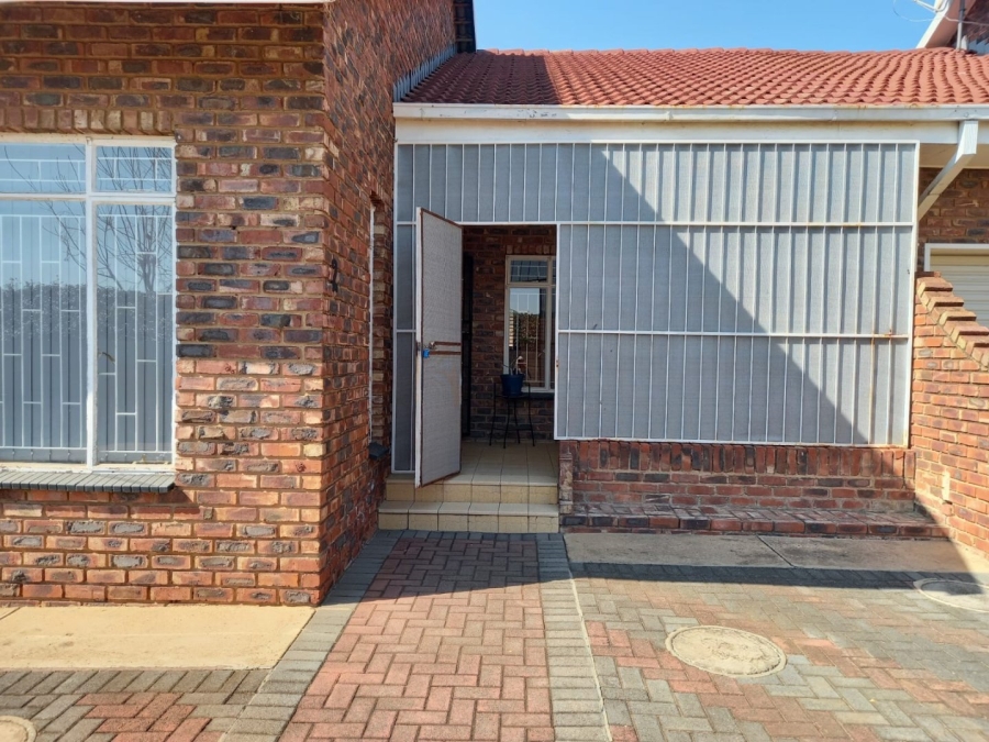 2 Bedroom Property for Sale in Parys Free State